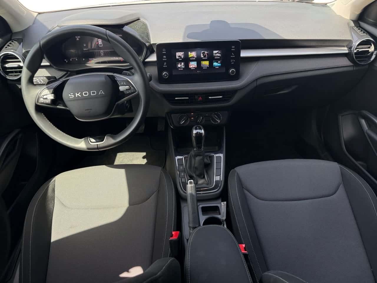 Skoda Fabia 1.0 TSI 85 kW 115 CV DSG Plus — foto 12 de 25