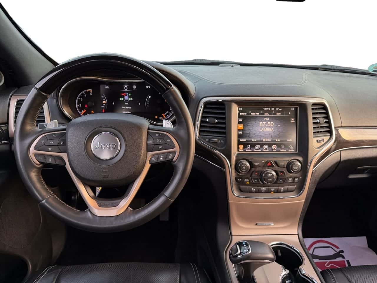 Jeep Grand Cherokee 3.0 V6 Diesel Overland 250 CV — foto 12 de 24