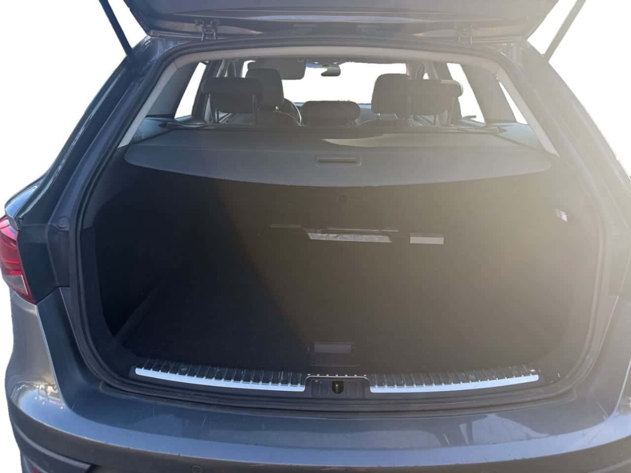 SEAT León ST 2.0 TDI 135 kW 4Drive DSG6 StSp Xper — foto 17 de 17