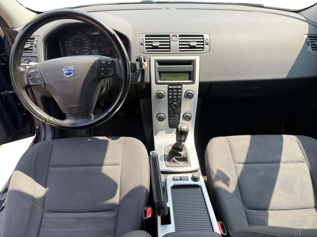 Volvo C30 1.6 DRIVe Momentum — foto 12 de 22