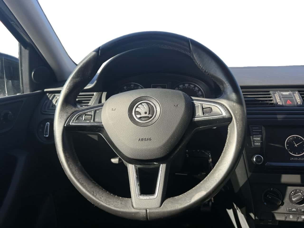 Skoda Spaceback 1.2 TSI 110 CV Ambition Spaceback — foto 14 de 24