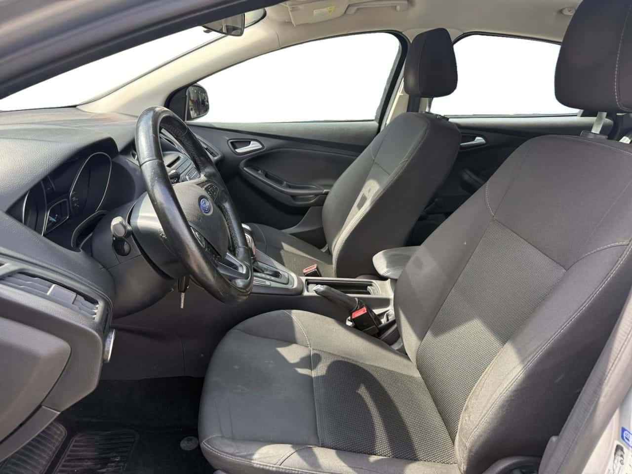 Ford Focus 1.6 Ti-VCT 125 CV PowerShift Trend — foto 10 de 24