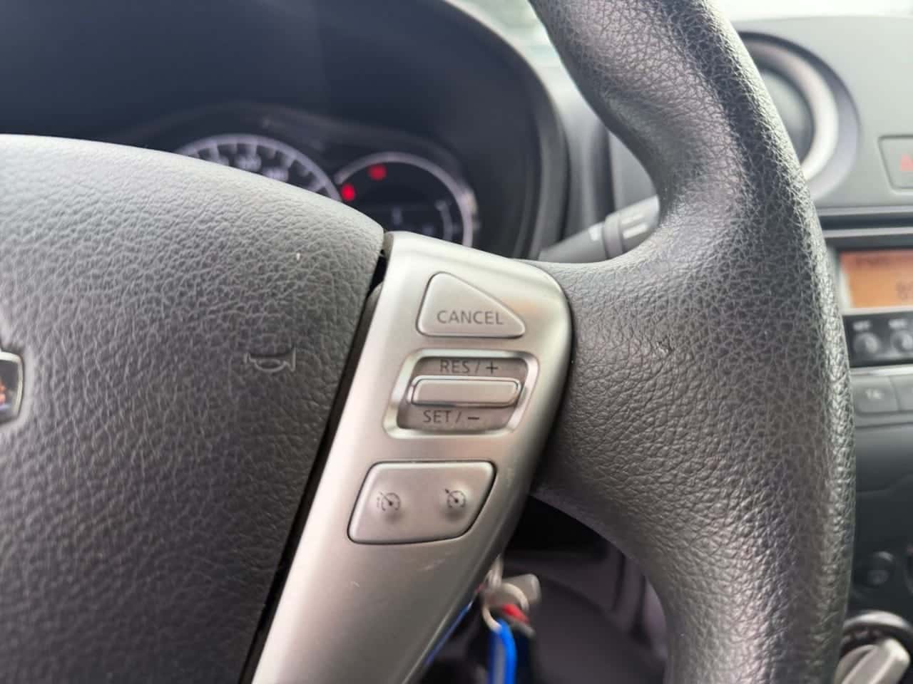 Nissan Note 5p. 1.2G 80 CV Acenta — foto 23 de 25