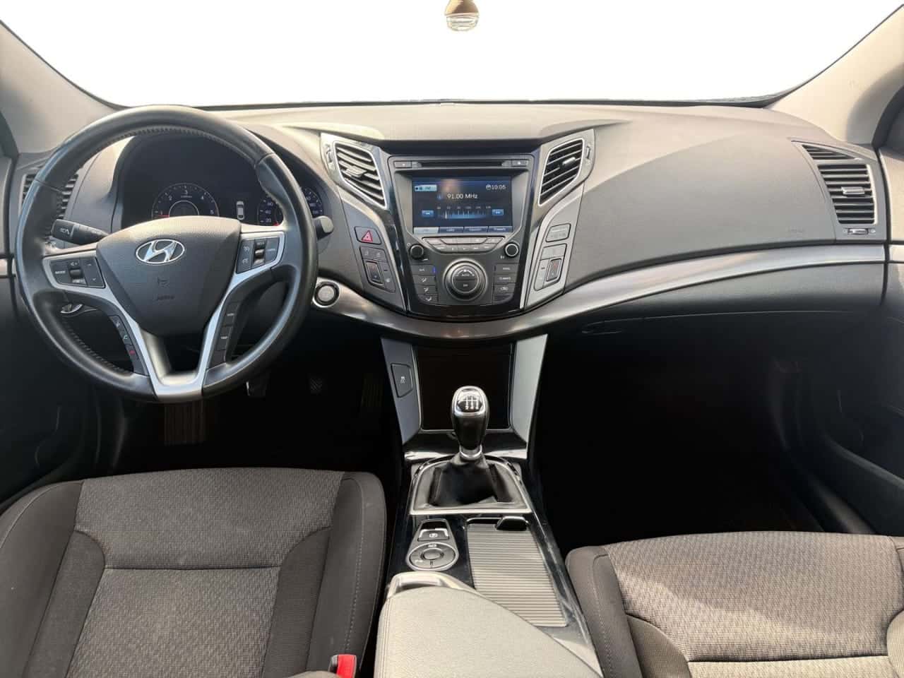 Hyundai i40 1.7 CRDi 136 CV BlueDrive Tecno — foto 12 de 25