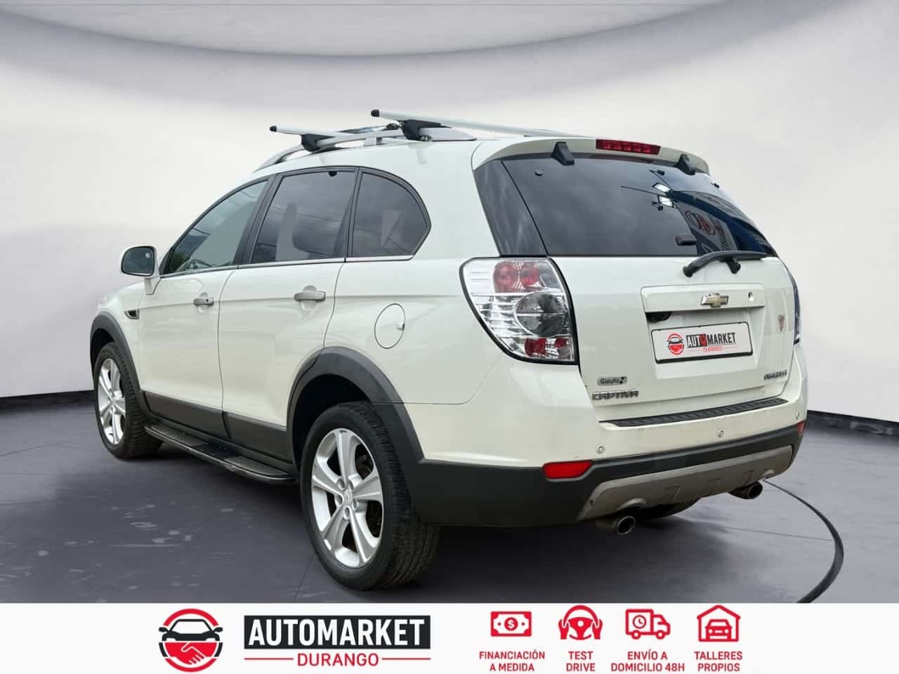 Chevrolet Captiva 2.2 VCDI 16V LTZ 7 Plazas AWD Auto — foto 3 de 18