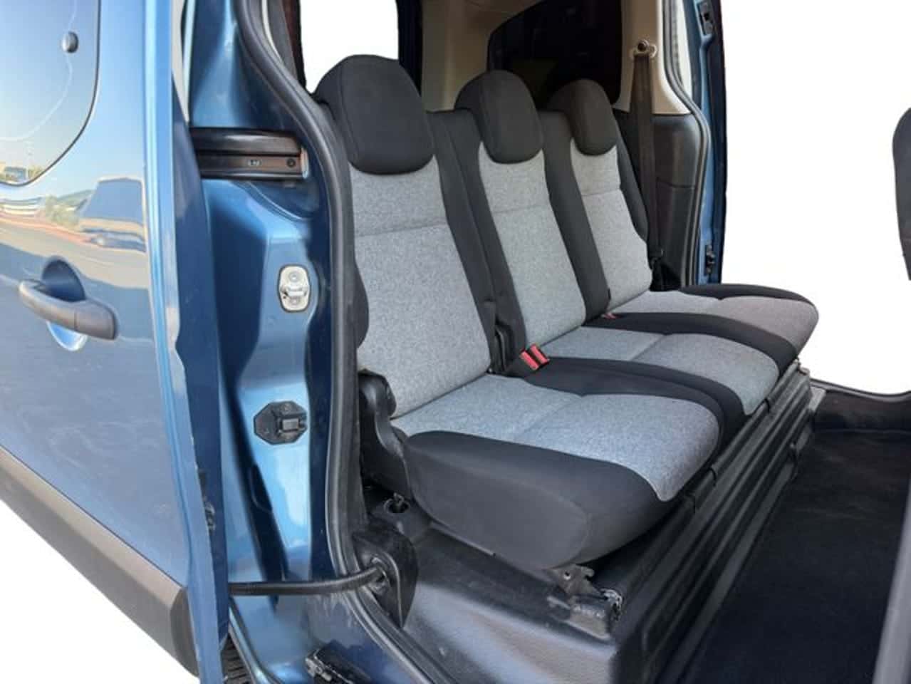 Citroën Berlingo Multispace Feel BlueHDi 74 kW 100 CV — foto 17 de 19