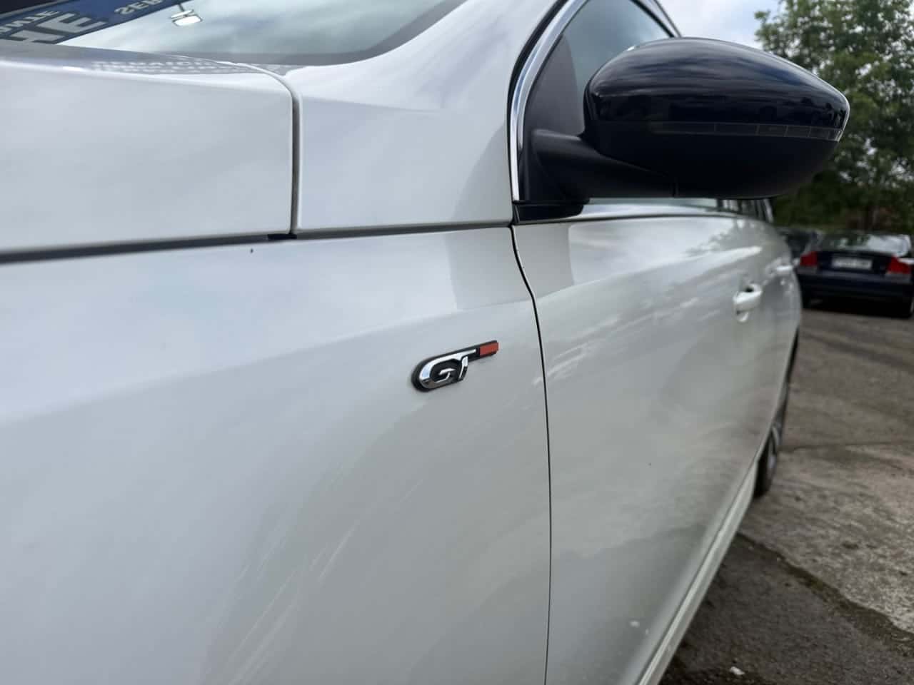 Peugeot 308 SW GT Line 2.0 BlueHDi 110 kW 150 CV — foto 24 de 24