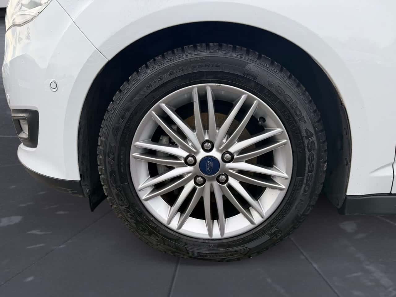 Ford C-Max 1.0 EcoBoost 125 CV Titanium — foto 9 de 26
