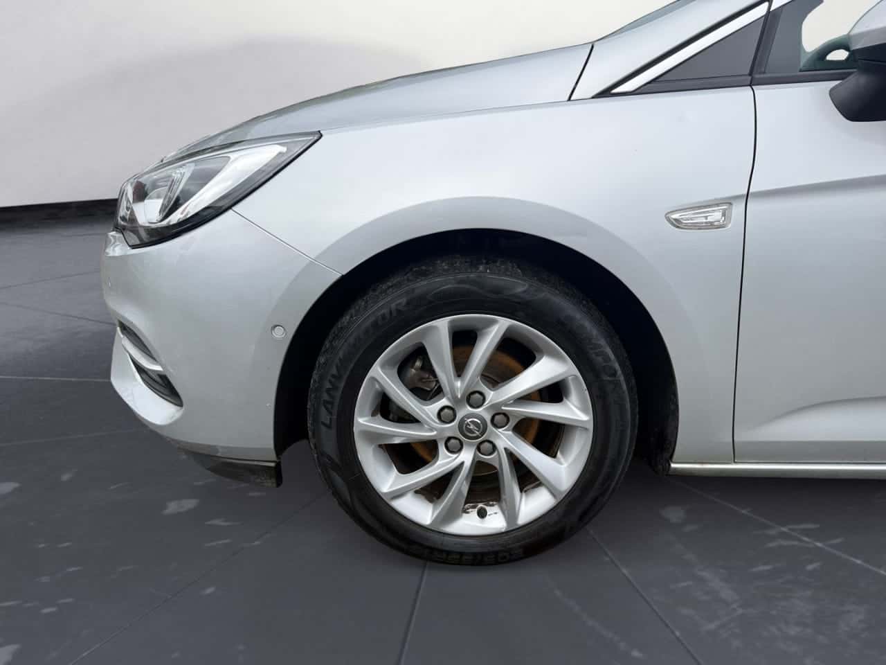Opel Astra 1.2T Shr 107 kW 145 CV Ultimate — foto 9 de 24