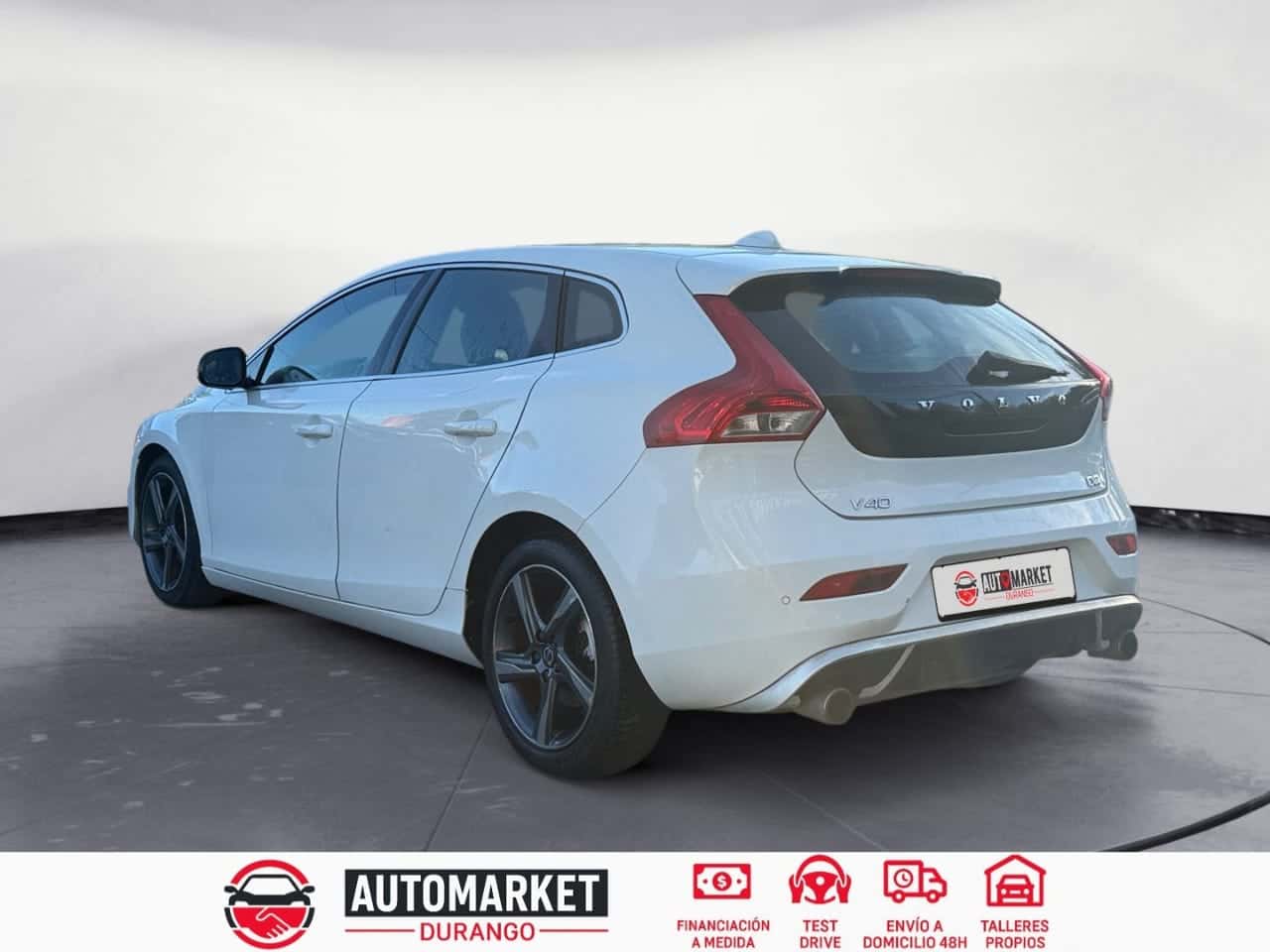 Volvo V40 1.6 D2 RDesign Momentum — foto 3 de 24