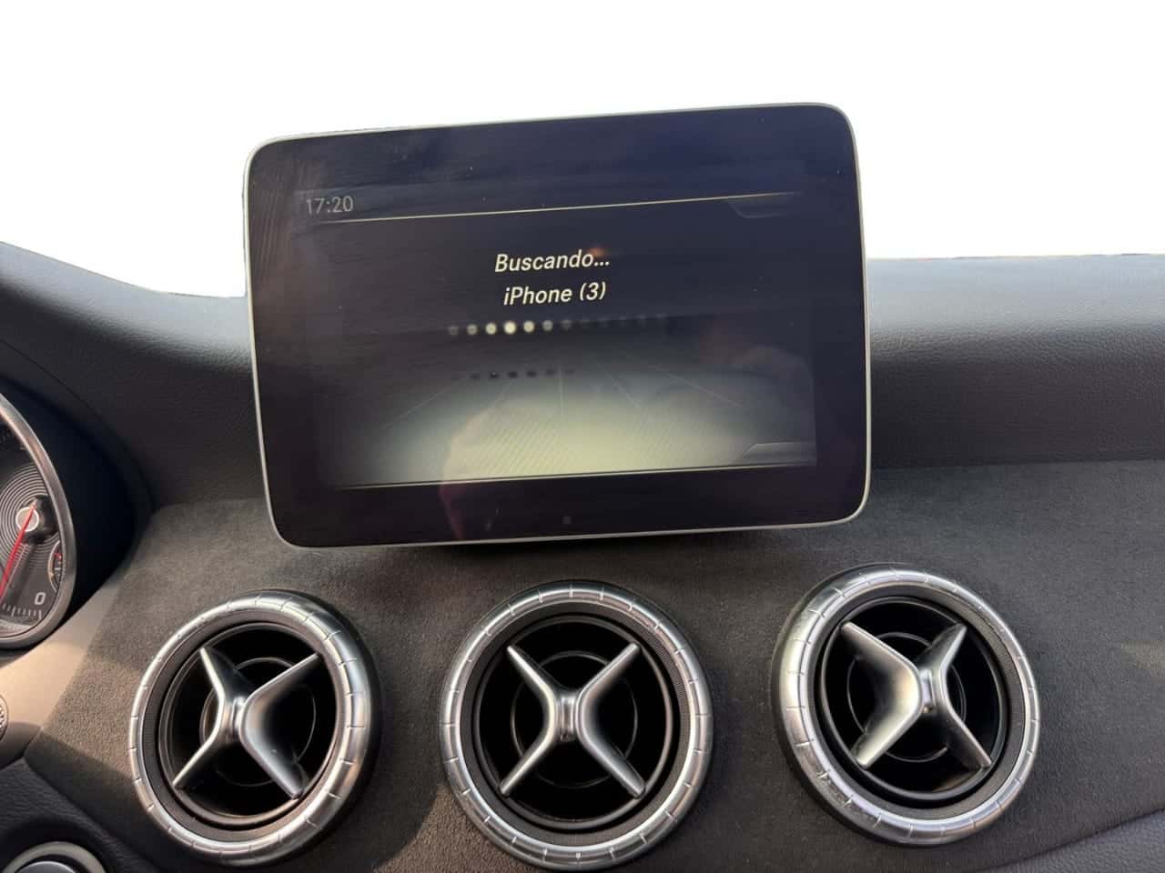 Mercedes-Benz Clase CLA CLA 180 Shooting Brake — foto 19 de 25