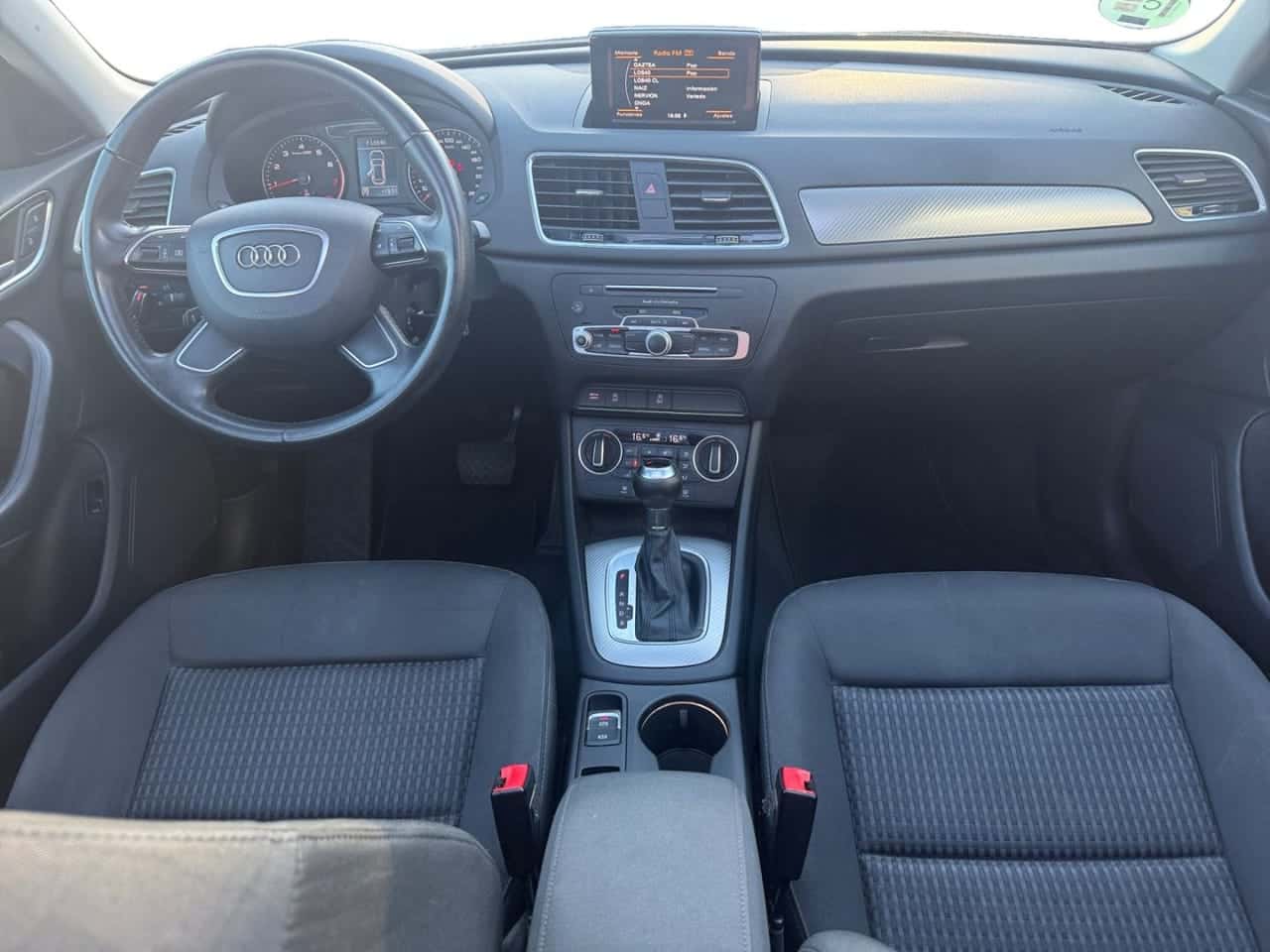 Audi Q3 1.4 TFSI 150 CV S tronic CoD — foto 13 de 26