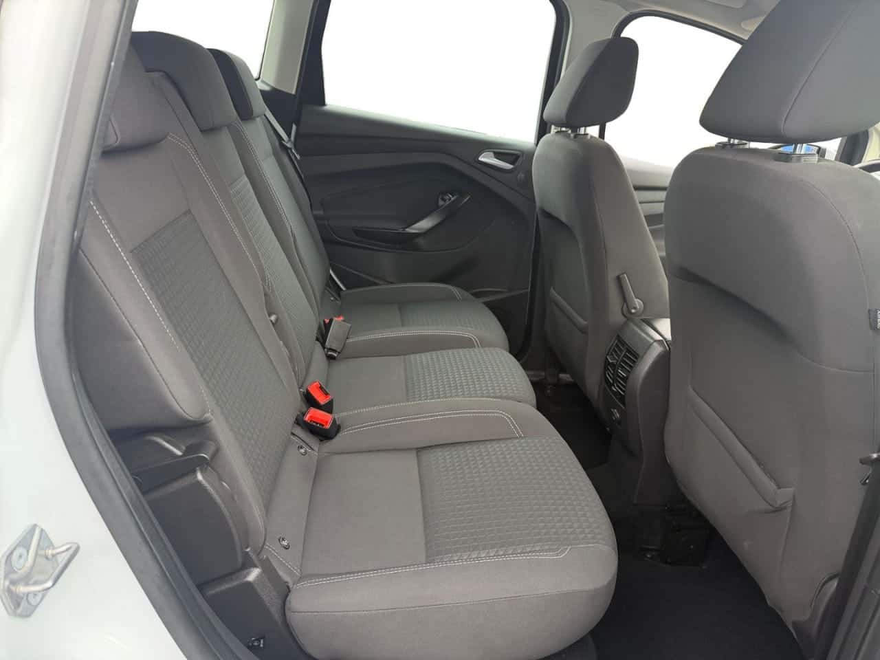 Ford C-Max 1.0 EcoBoost 125 CV Titanium — foto 18 de 26