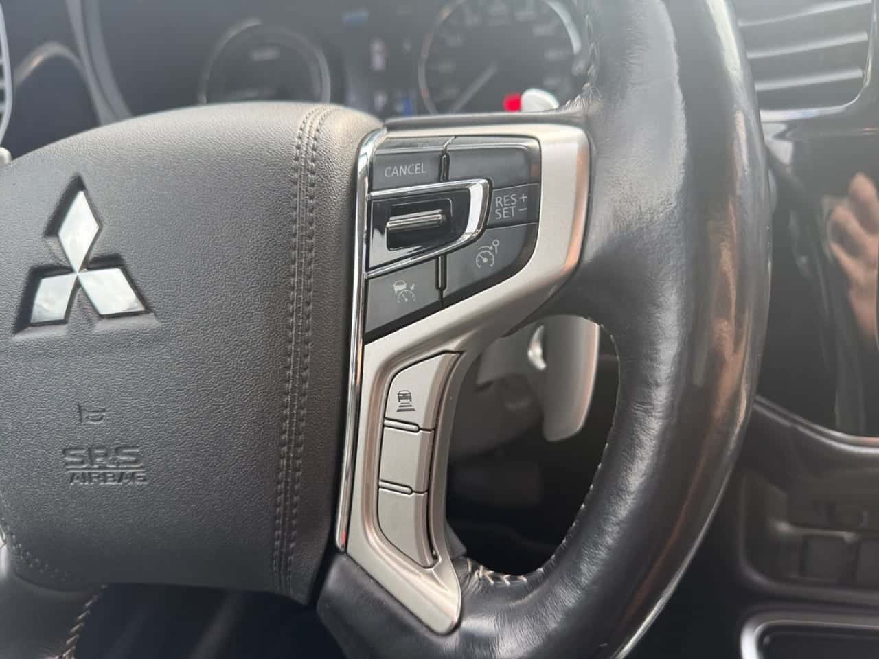 Mitsubishi Outlander 2.4 PHEV Kaiteki Auto 4WD — foto 24 de 29