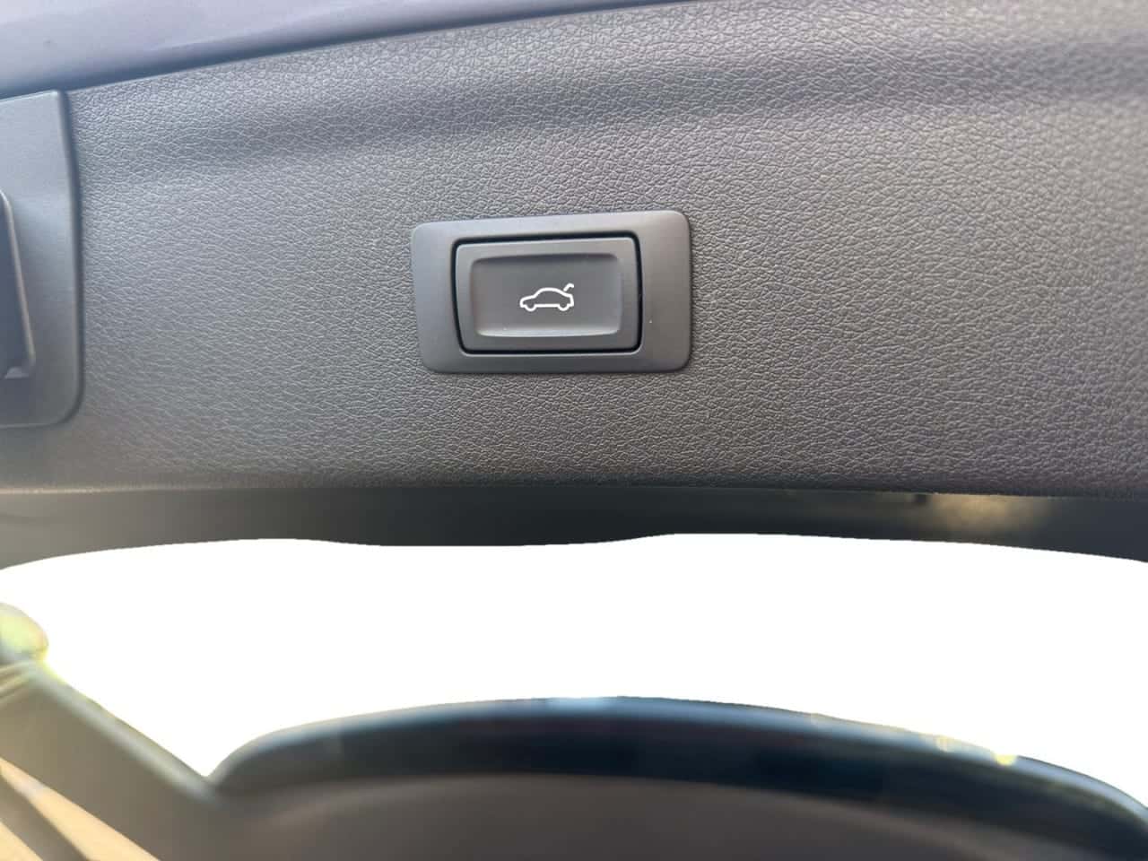 Audi Q3 1.4 TFSI 150 CV S tronic CoD — foto 18 de 26