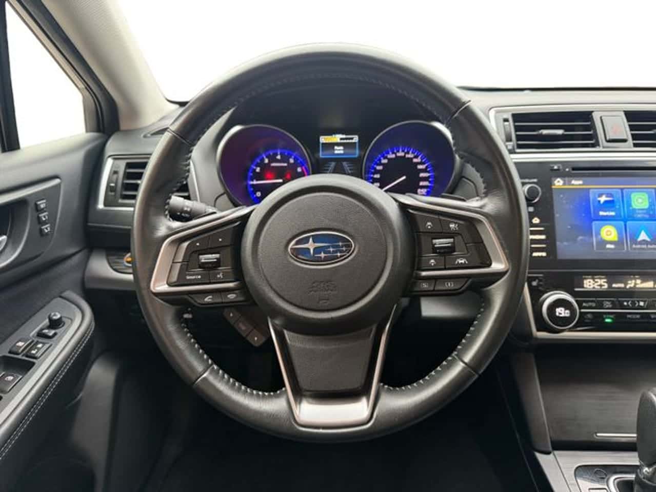 Subaru Outback 2.5i Executive Plus S CVT Lineartr. AWD — foto 13 de 24