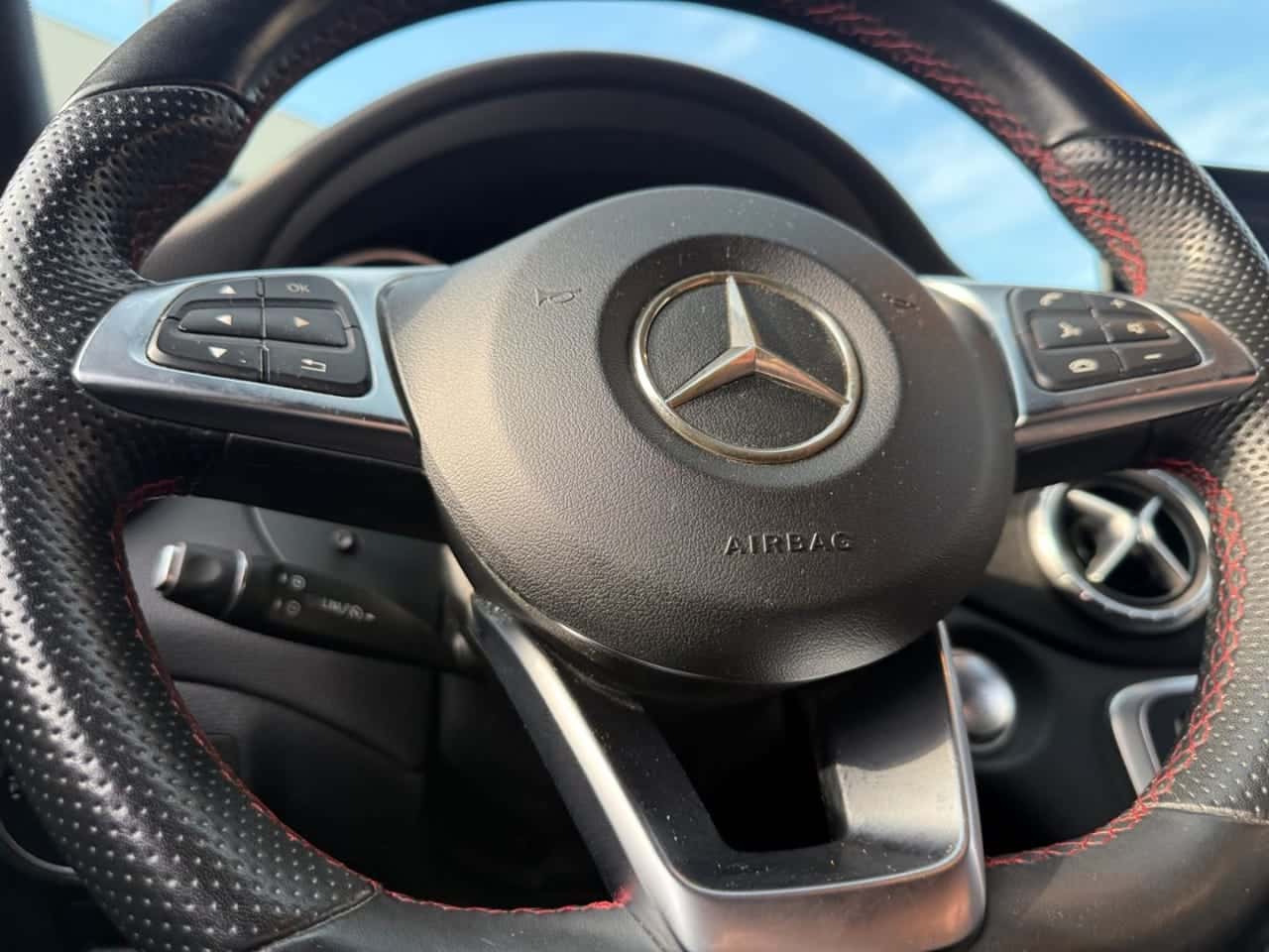Mercedes-Benz Clase CLA CLA 180 Shooting Brake — foto 22 de 25