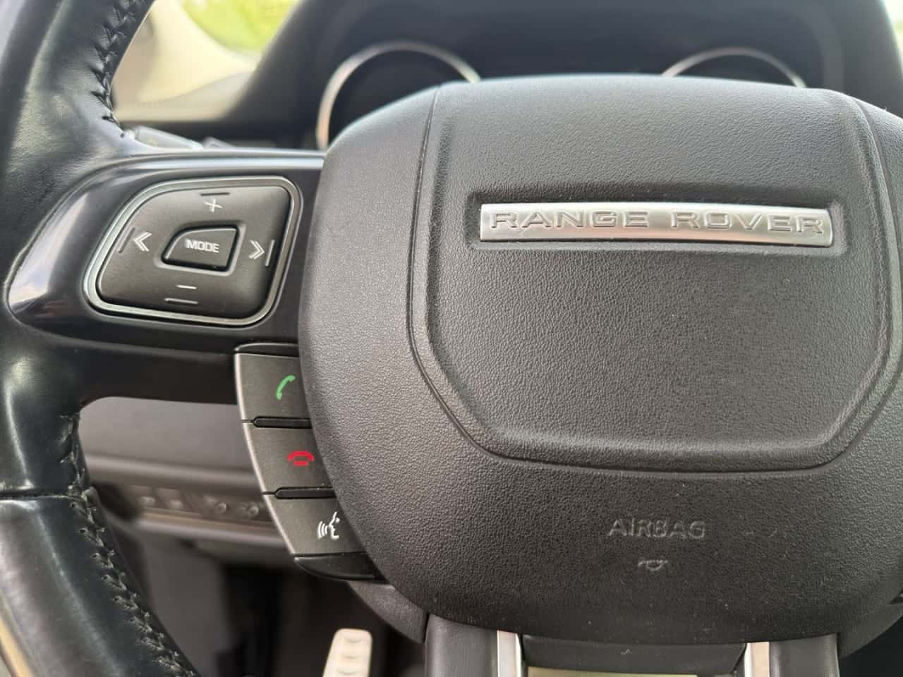Land Rover Range Rover Evoque 2.0L eD4 Diesel 110 kW 4x2 SE Dynamic — foto 22 de 24