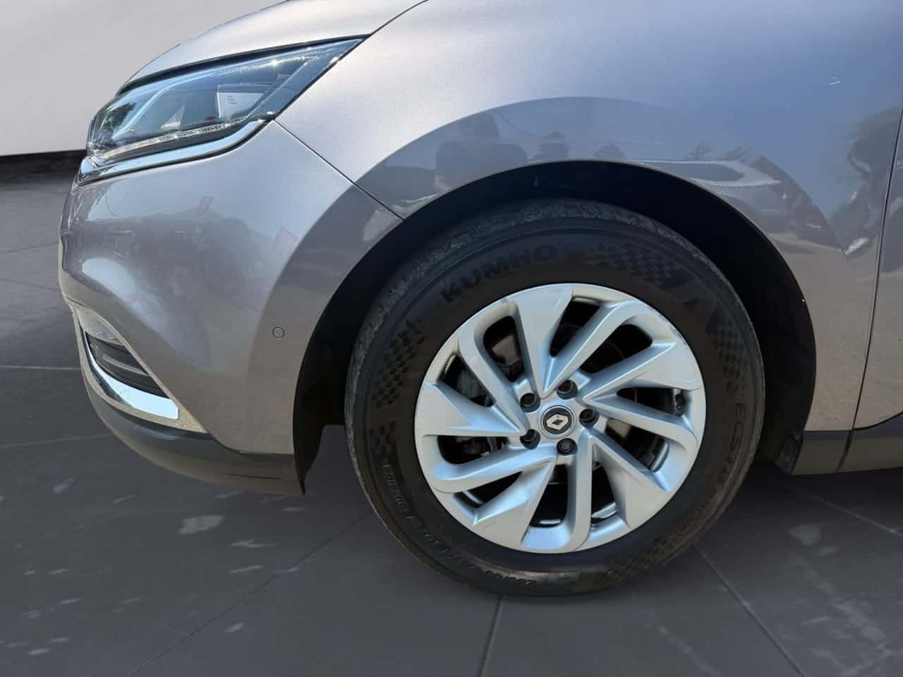 Renault Espace Initiale Paris Energy dCi 118 kW Tt EDC — foto 9 de 25