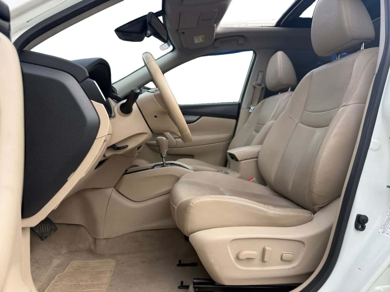 Nissan X-Trail dCi 130 CV 96 kW Tekna Limited Edition — foto 10 de 25