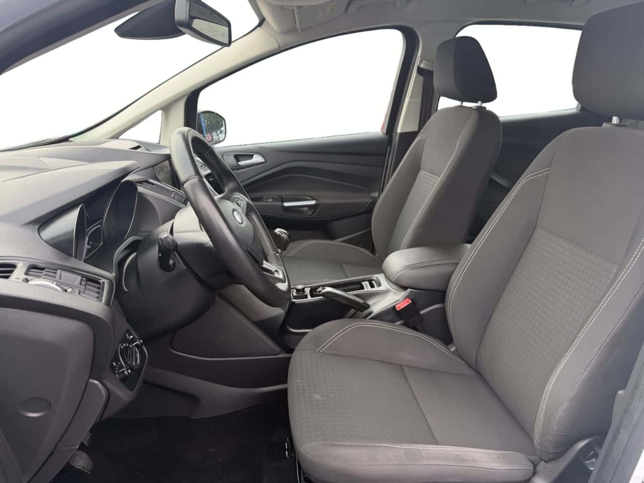 Ford C-Max 1.0 EcoBoost 125 CV Titanium — foto 10 de 26
