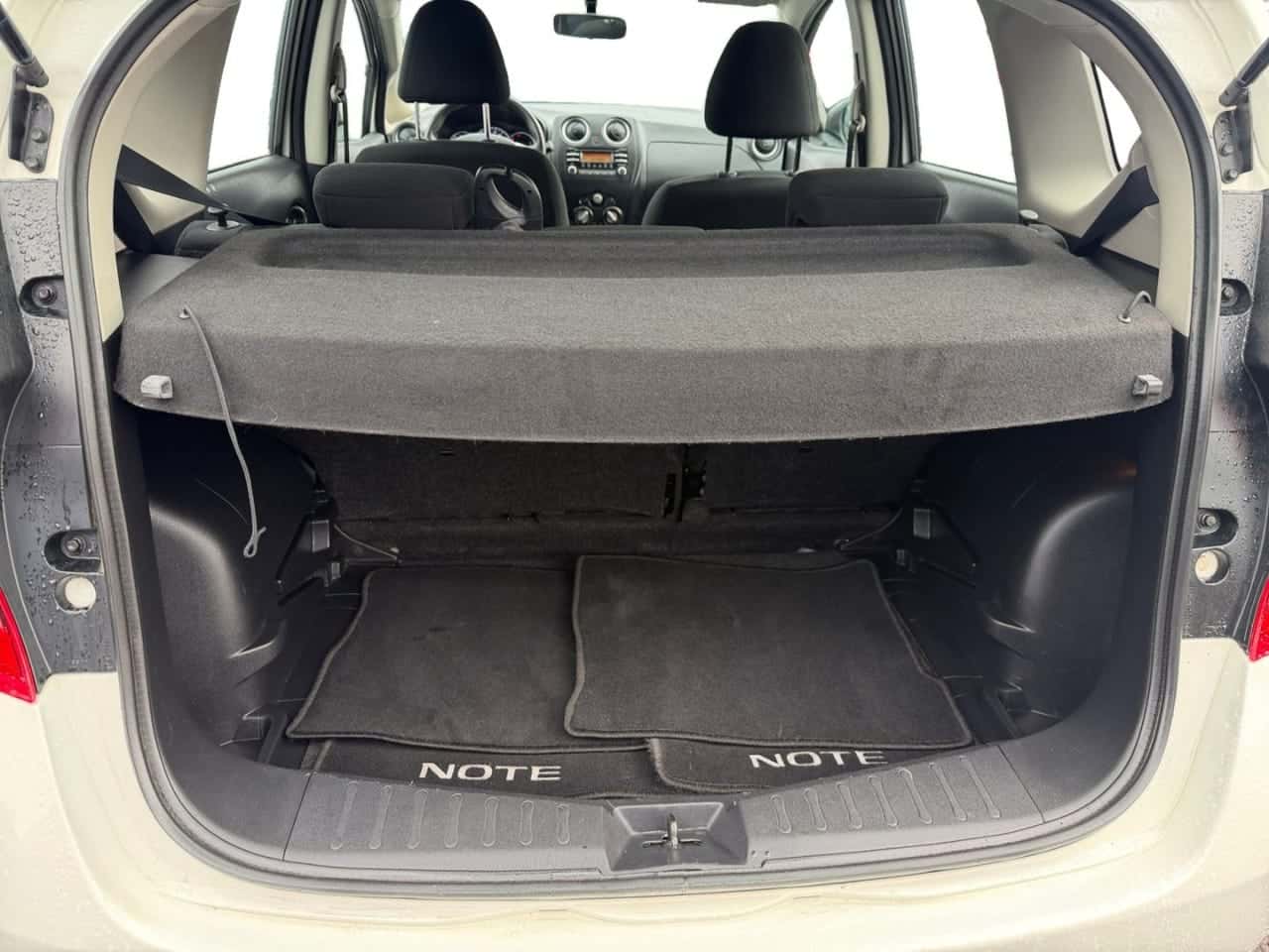 Nissan Note 5p. 1.2G 80 CV Acenta — foto 19 de 25