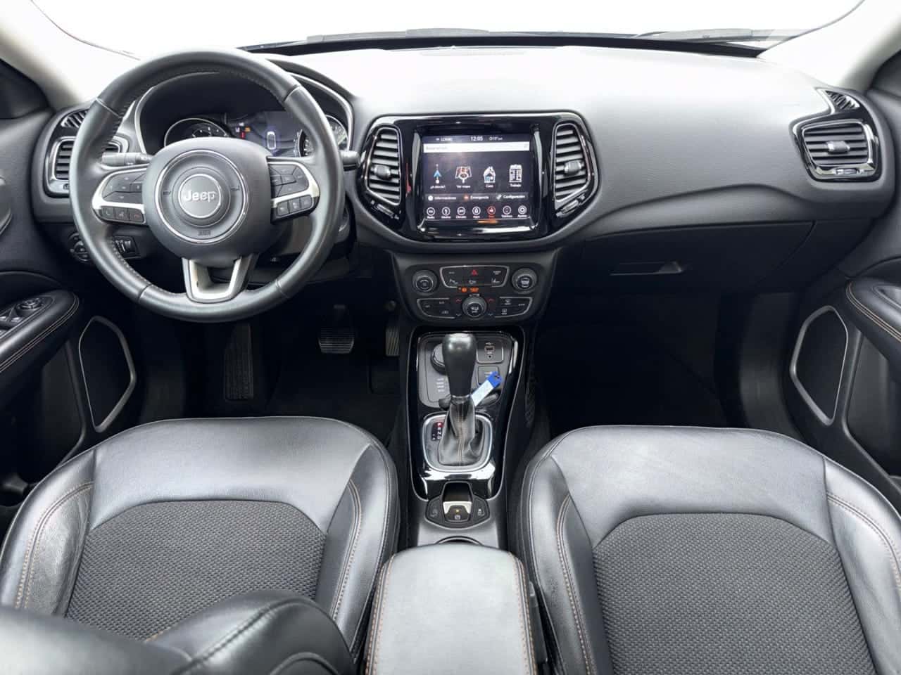 Jeep Compass 2.0 Mjet 103 kW Limited 4x4 Atx — foto 12 de 29