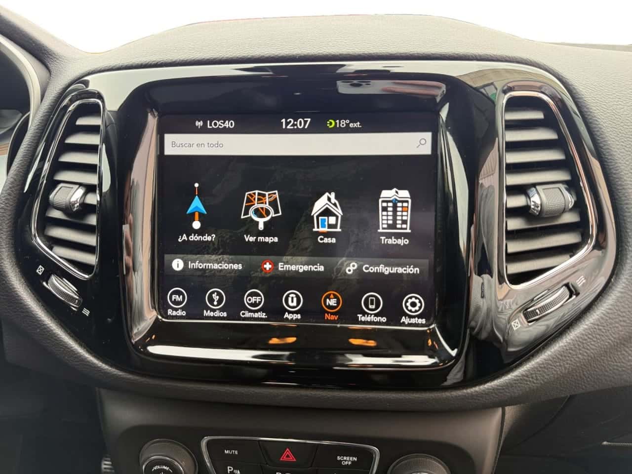 Jeep Compass 2.0 Mjet 103 kW Limited 4x4 Atx — foto 20 de 29