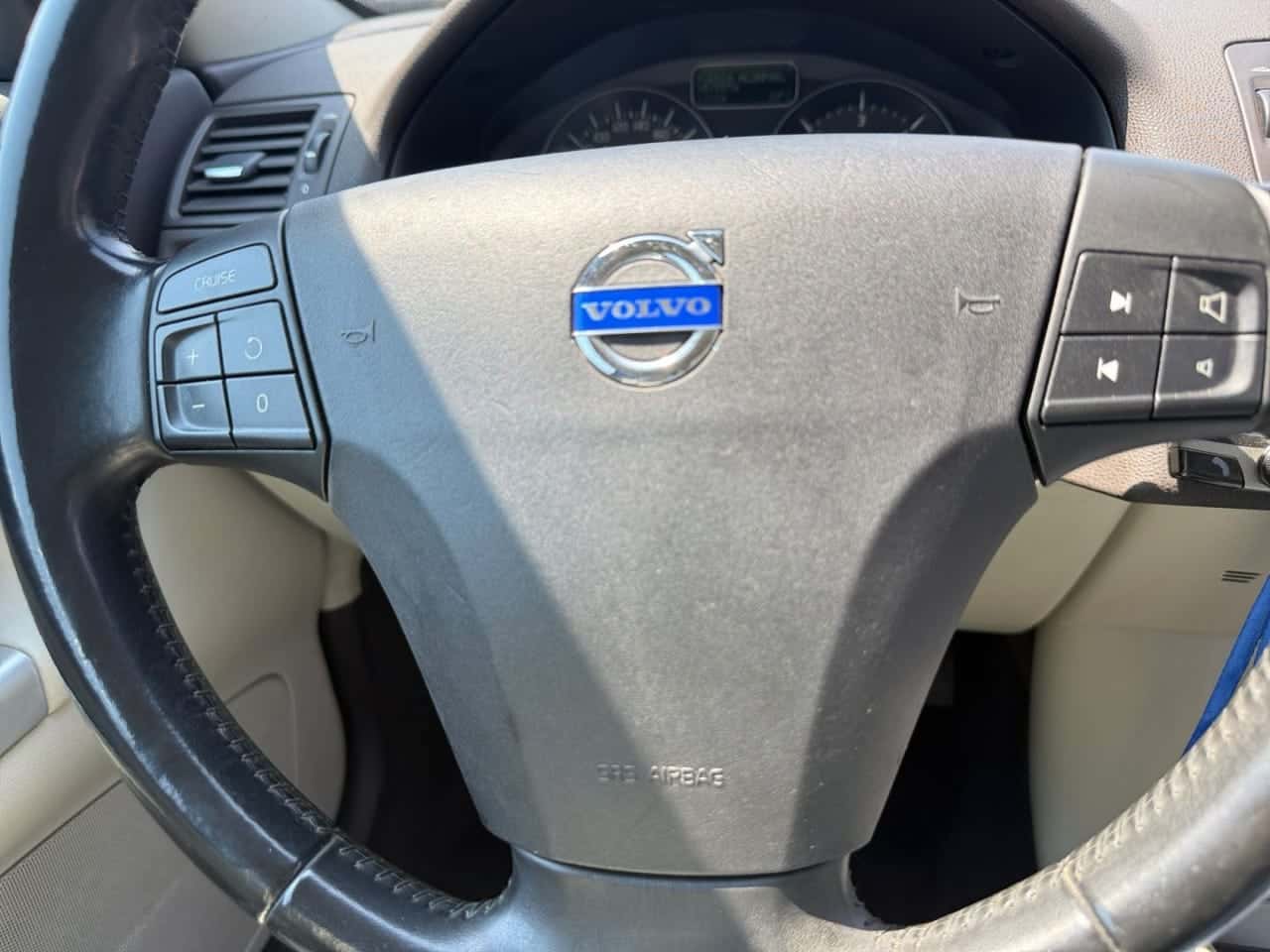 Volvo C30 1.6D DRIVe Kinetic — foto 22 de 22