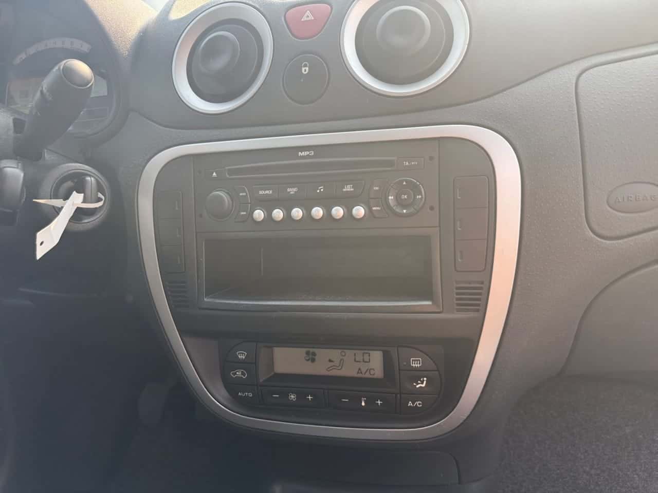 Citroën C3 1.4i 16v Audace — foto 19 de 20