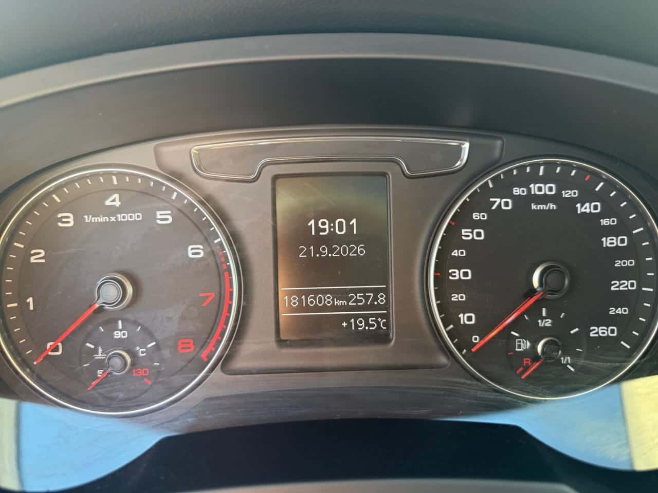 Audi Q3 1.4 TFSI 150 CV S tronic CoD — foto 15 de 26