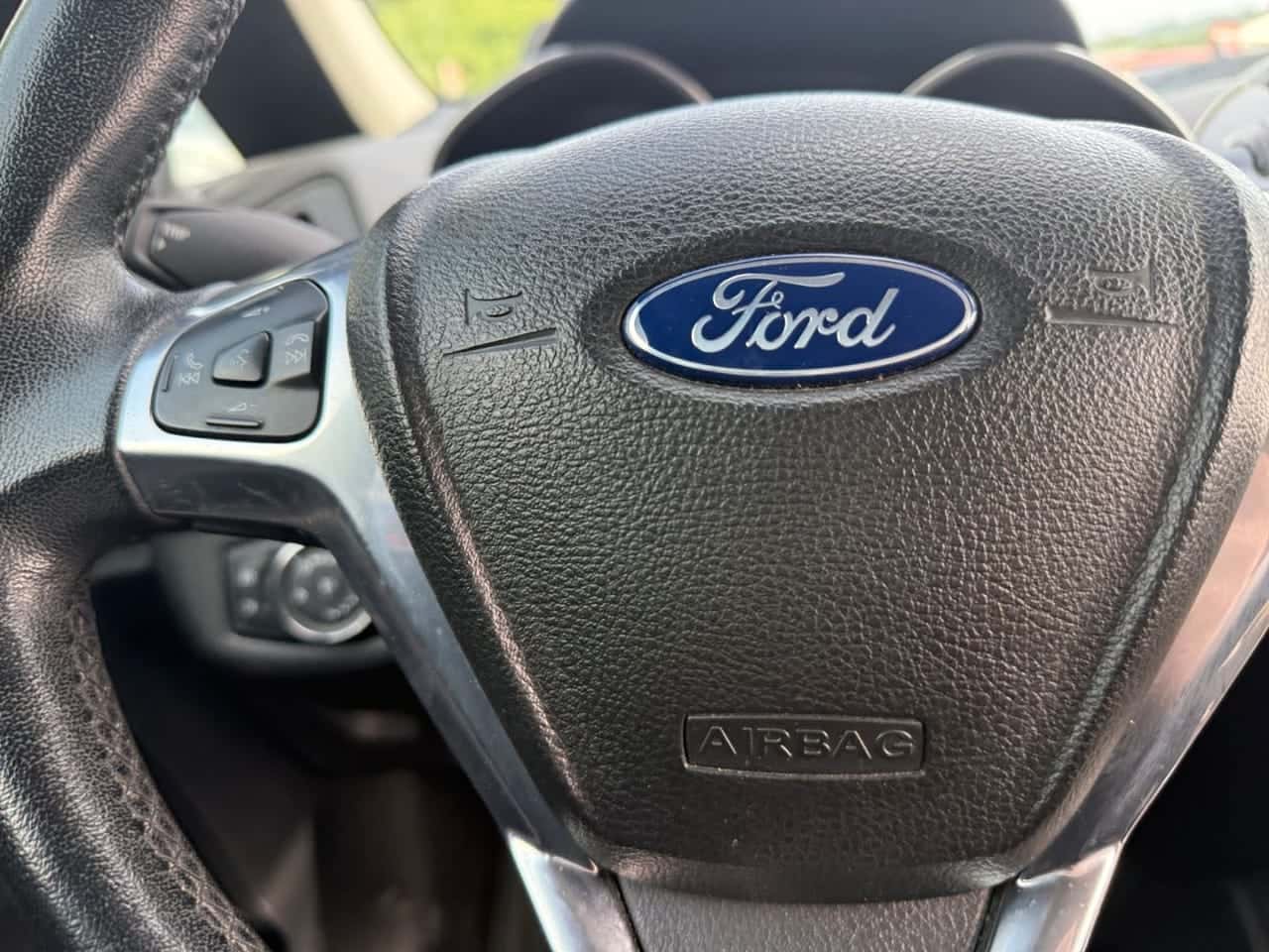Ford B-Max 1.0 EcoBoost 74 kW 100 CV Trend — foto 21 de 23