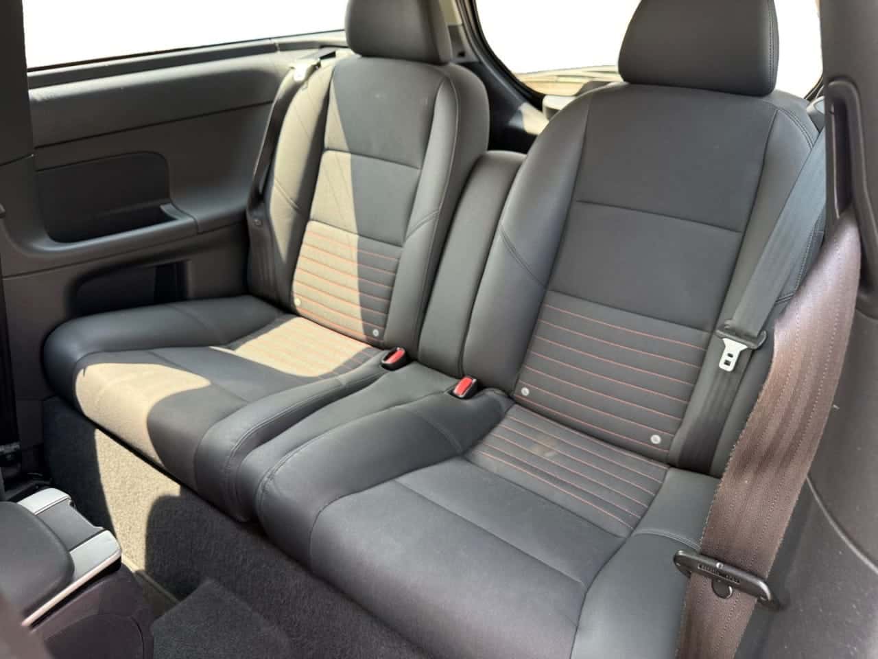 Volvo C30 1.6 DRIVe Momentum — foto 16 de 22