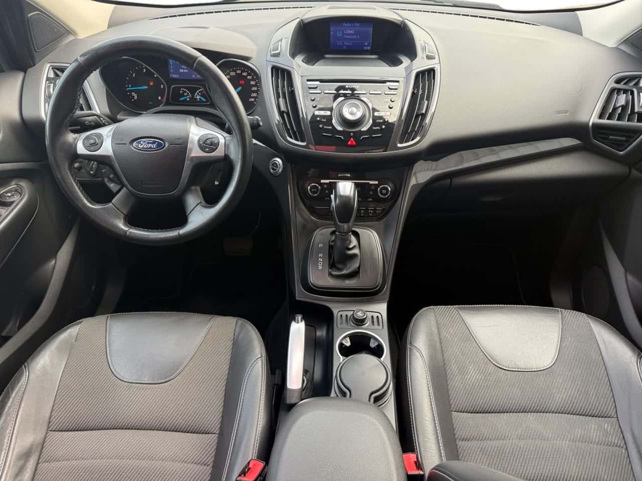 Ford Kuga 2.0 TDCi 140 4x4 Titanium PowerShift — foto 13 de 24