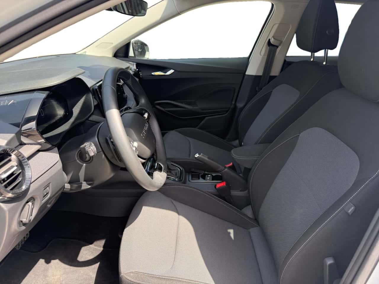 Skoda Fabia 1.0 TSI 85 kW 115 CV DSG Plus — foto 10 de 25