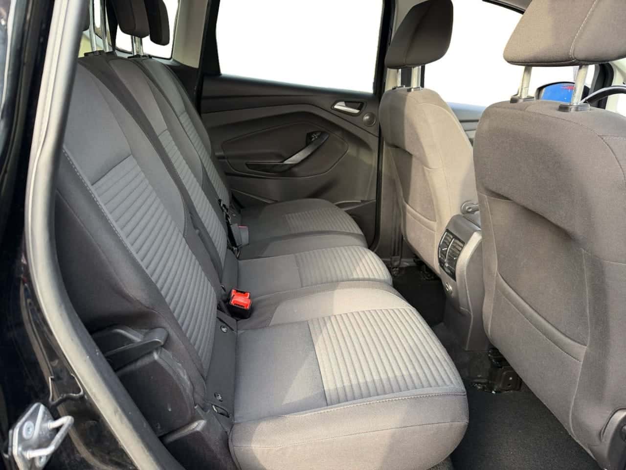 Ford C-Max 1.5 TDCi 120 CV Titanium — foto 18 de 26