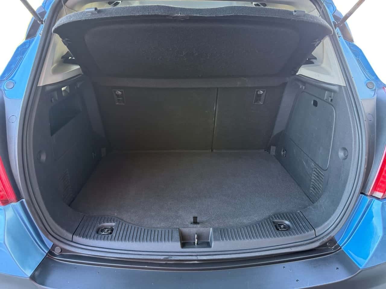 Opel Mokka 1.6 CDTi 4X2 Excellence Auto — foto 14 de 22