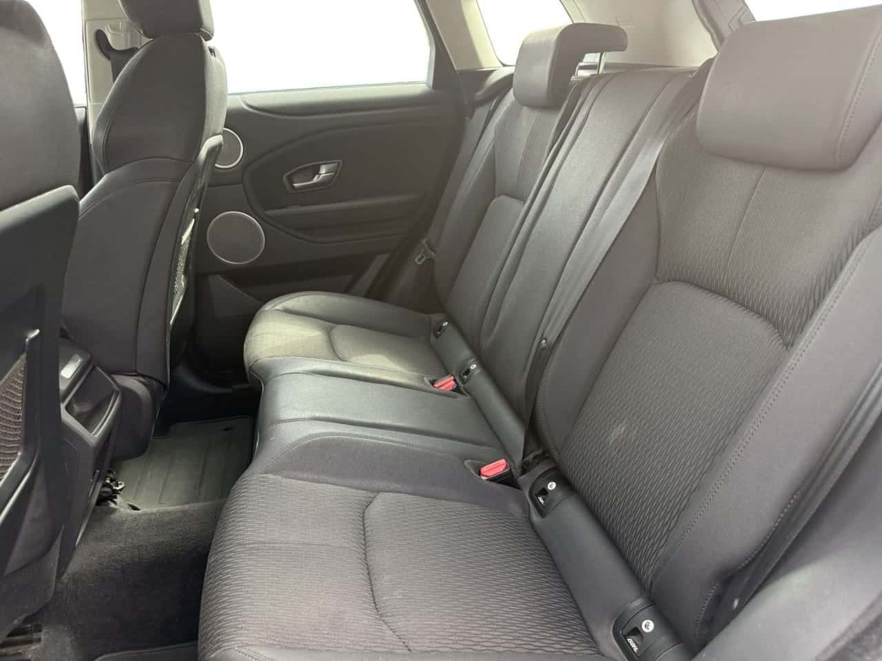 Land Rover Range Rover Evoque 2.0L eD4 Diesel 110 kW 4x2 SE Dynamic — foto 16 de 24