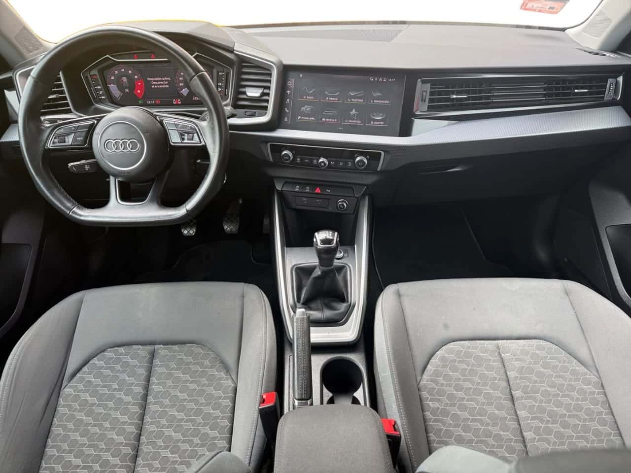 Audi A1 Sportback Adrenalin 30 TFSI 81 kW 110 CV — foto 12 de 23