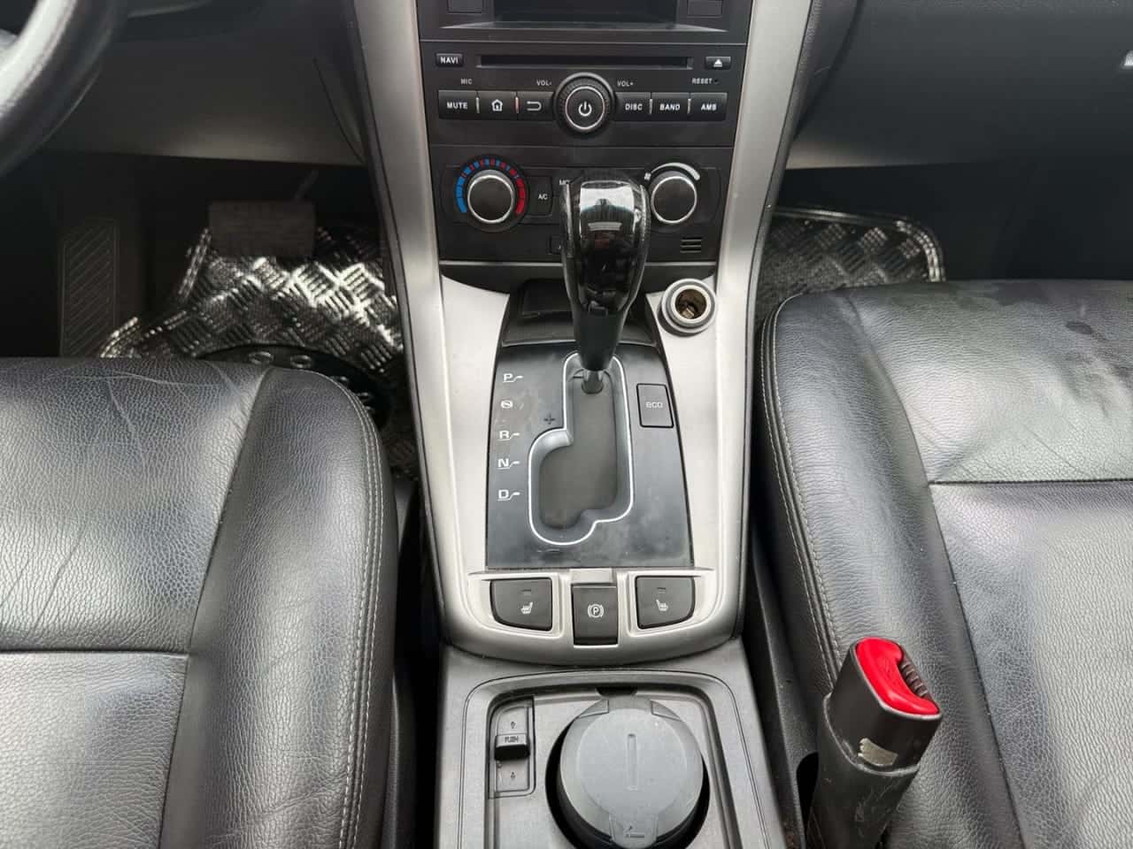 Chevrolet Captiva 2.2 VCDI 16V LTZ 7 Plazas AWD Auto — foto 15 de 18