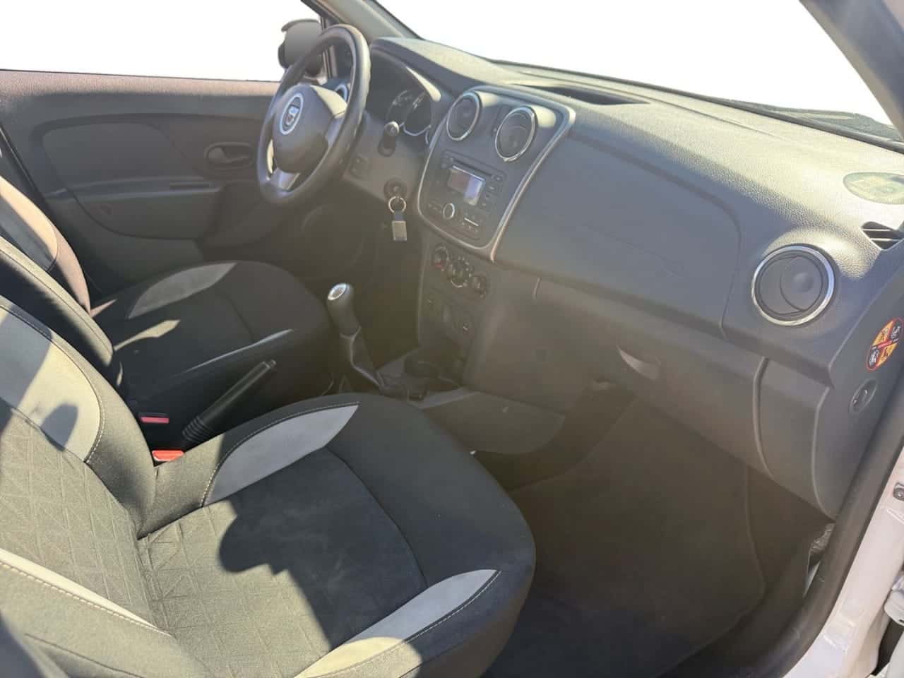 Dacia Sandero Stepway TCe 90 — foto 17 de 22