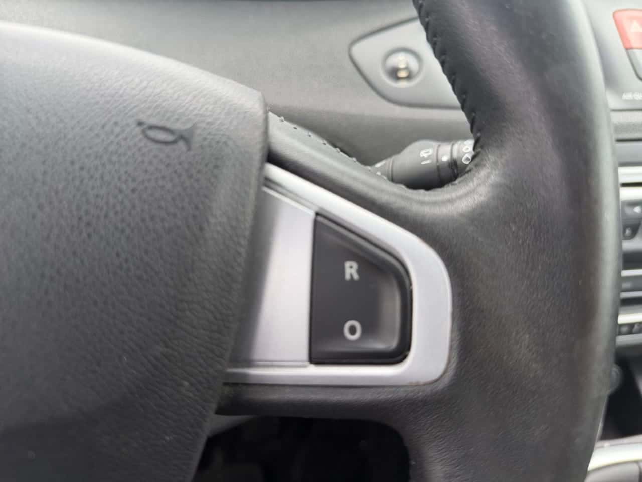 Renault Scénic Dynamique dCi 110 — foto 21 de 22