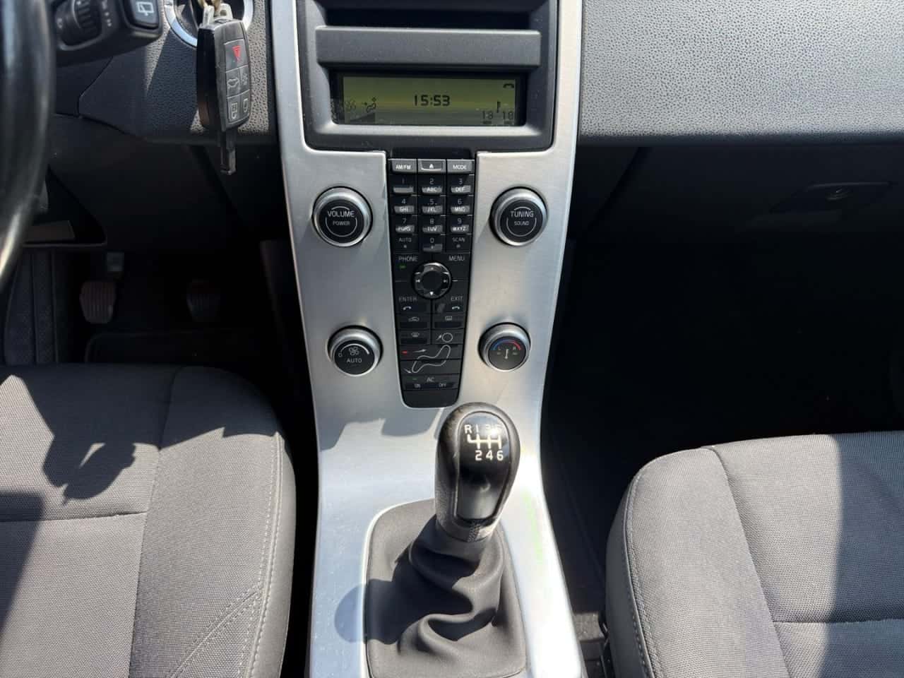 Volvo C30 1.6 DRIVe Momentum — foto 15 de 22