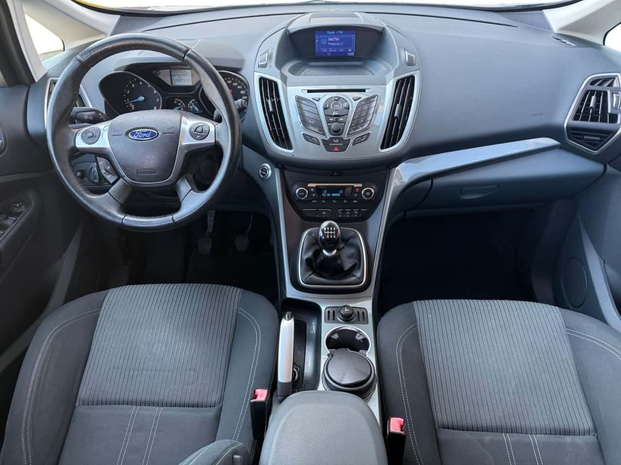 Ford C-Max 1.0 EcoBoost 125 Auto StartSt. Titanium — foto 12 de 18