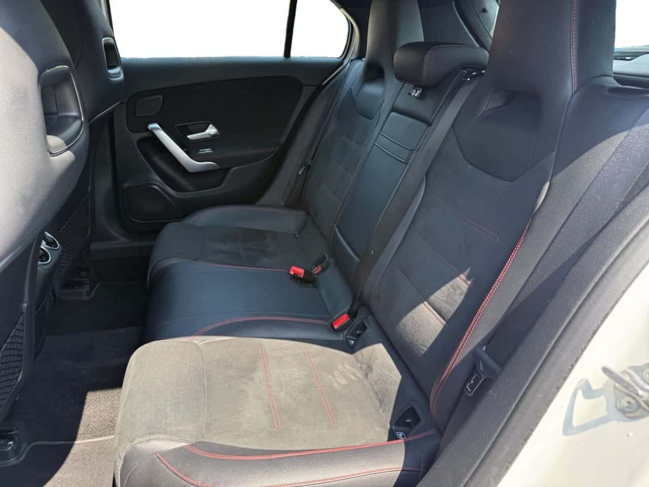 Mercedes-Benz Clase A A 180 d — foto 16 de 25