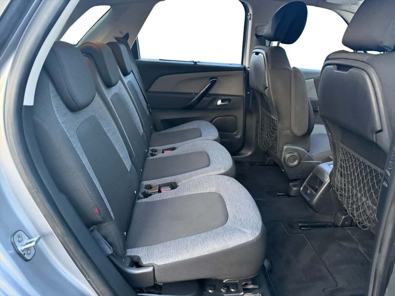 Citroën C4 Picasso BlueHDi 88 kW 120 CV Shine — foto 18 de 27