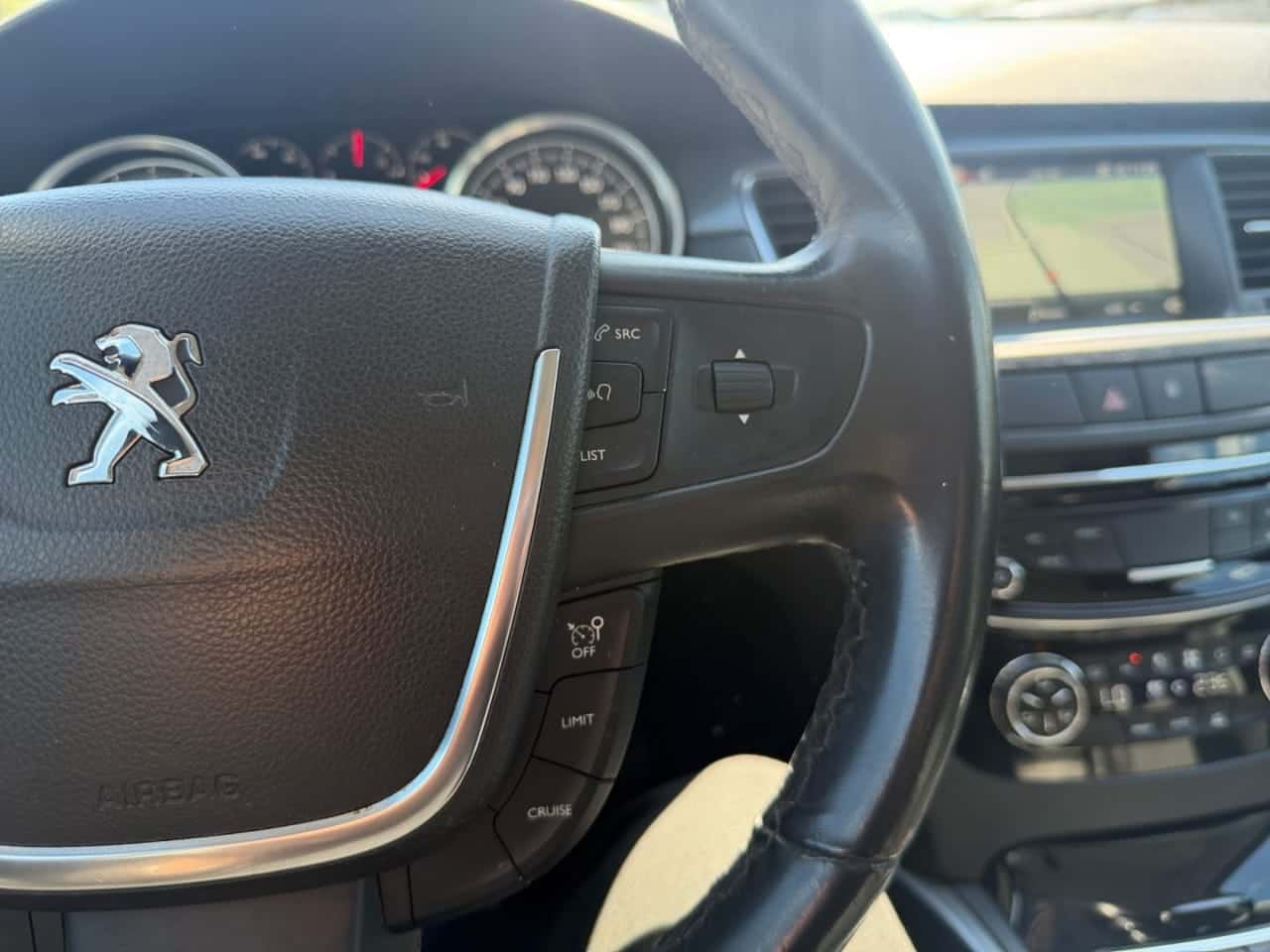 Peugeot 508 Allure 2.0 BlueHDi 110 kW 150 CV — foto 22 de 25
