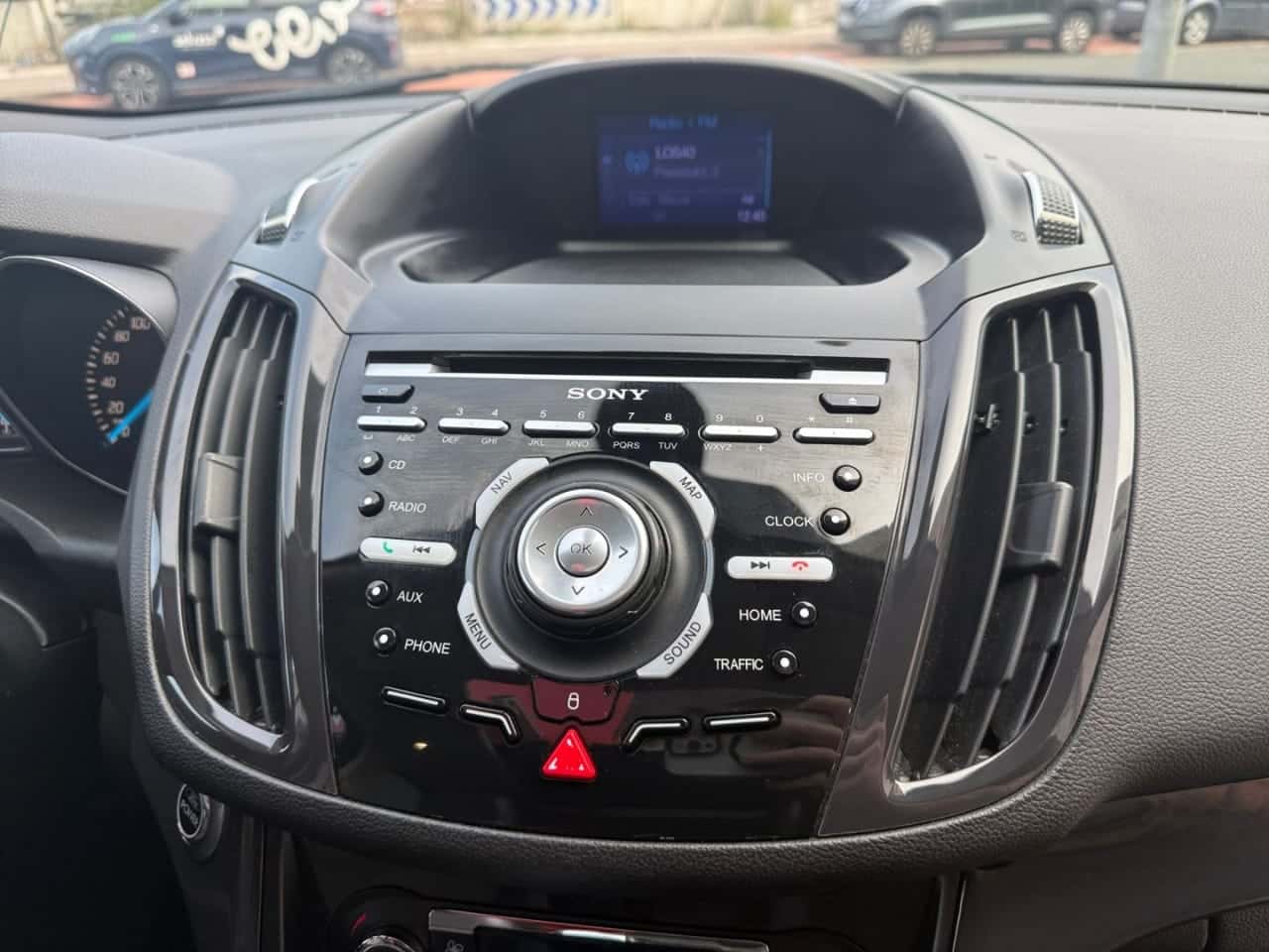 Ford Kuga 2.0 TDCi 140 4x4 Titanium PowerShift — foto 21 de 24