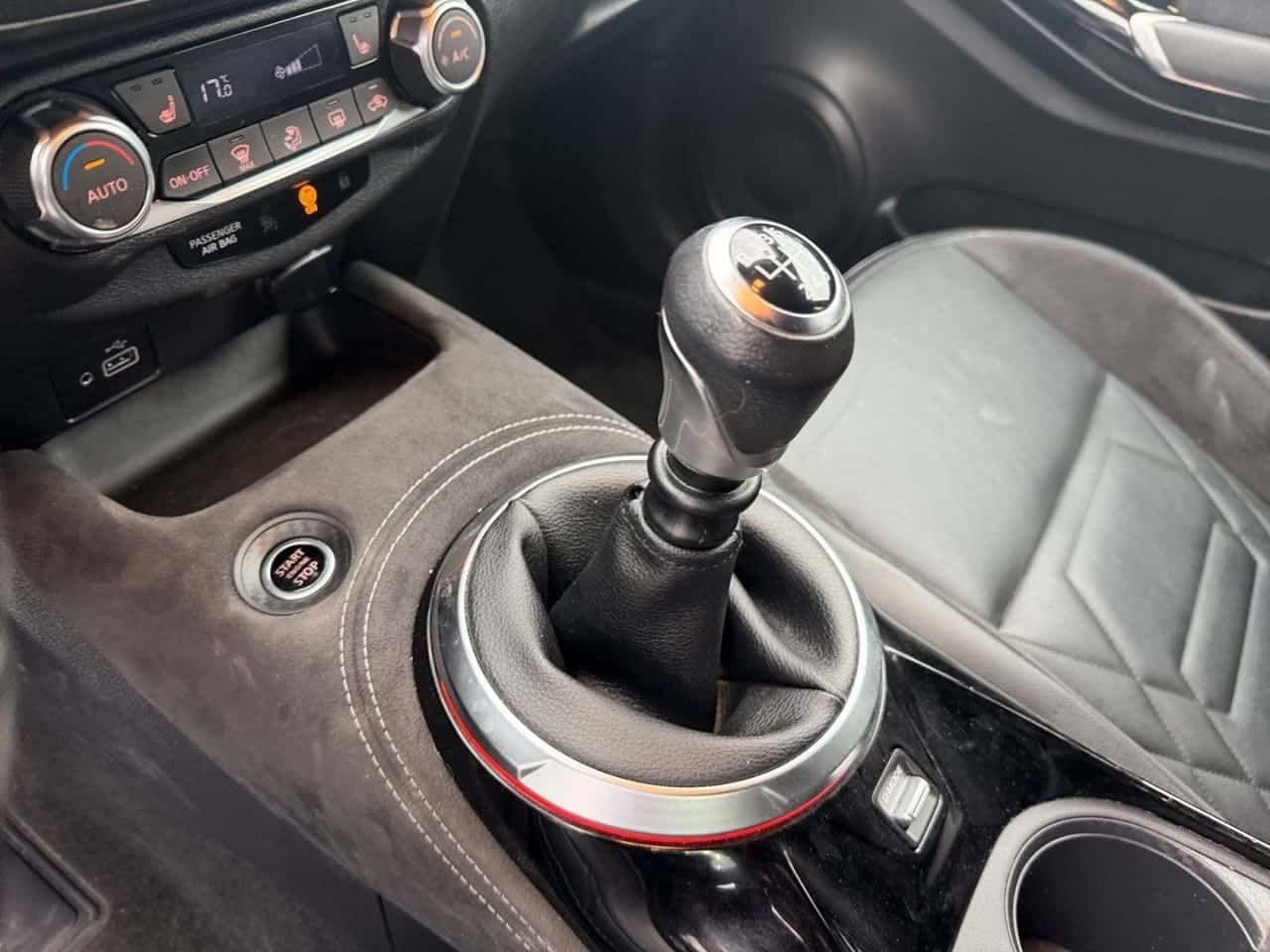 Nissan Juke DIG-T 86 kW N-Design Chic Bitono N — foto 9 de 27