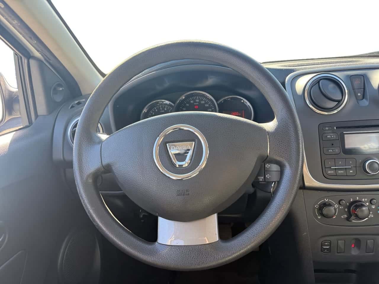 Dacia Sandero Stepway TCe 90 — foto 14 de 22